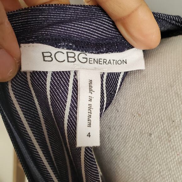 BCBGeneration Sleeveless Blue Denim Striped A Line Dress Size 4 - Picture 7 of 9